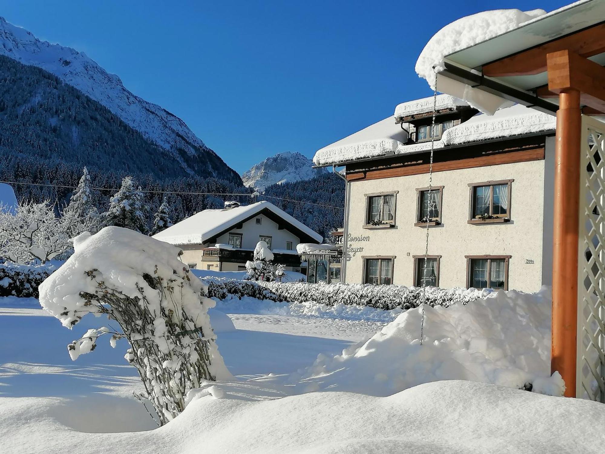 Pension Leyrer Kotschach-Mauthen Bagian luar foto
