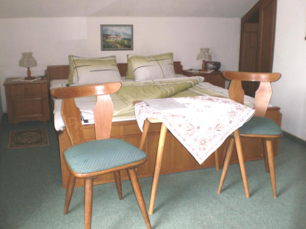 Pension Leyrer Kotschach-Mauthen Ruang foto